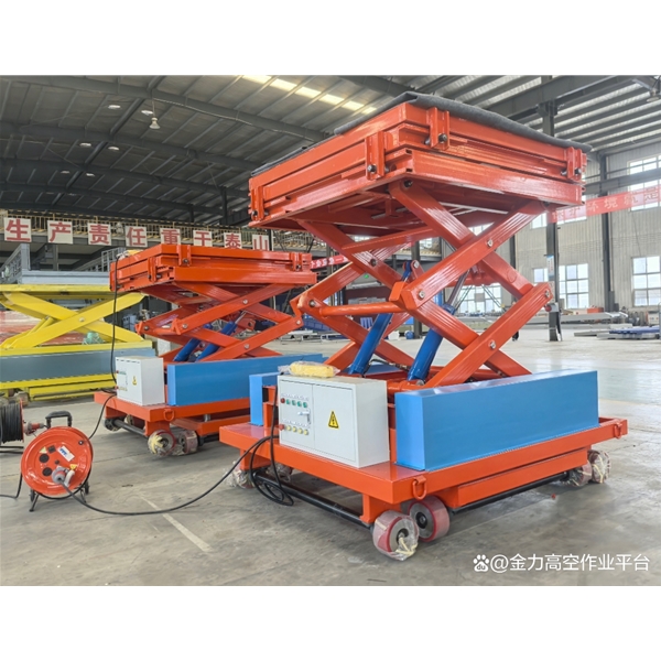 江西钢厂用升降机